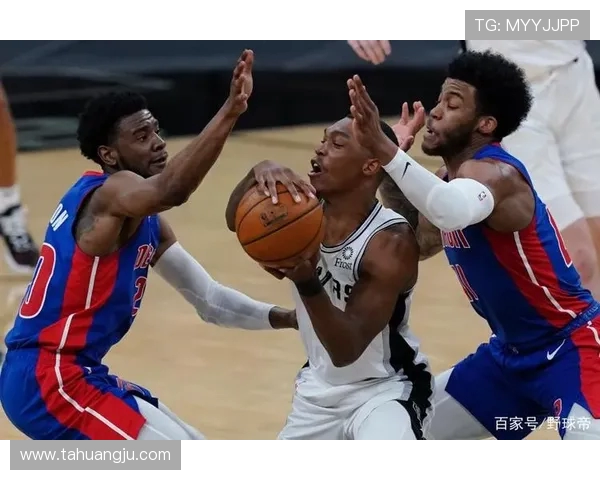 国王强势迎战太阳队巅峰对决胜负悬念引爆全场热血争锋 国王强势迎战太阳队巅峰对决胜负悬念引爆全场热血争锋