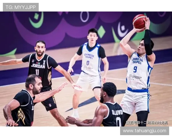 中国男篮成功晋级世界杯八强 关键时刻展现团队协作与顽强斗志 中国男篮成功晋级世界杯八强 关键时刻展现团队协作与顽强斗志