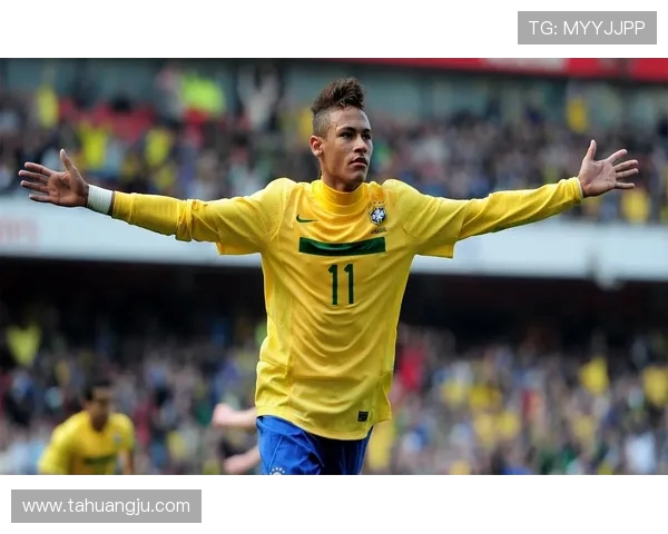 围绕足球明星成长轨迹全景面解析其竞技魅力与时代价值深度呈现中